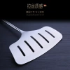 304 stainless steel kitchenware, long-handled oil-draining fish frying kitchenware, flat-bottomed fish frying spatula, thickened and widened flipping fish and steak spatula Application Scenario